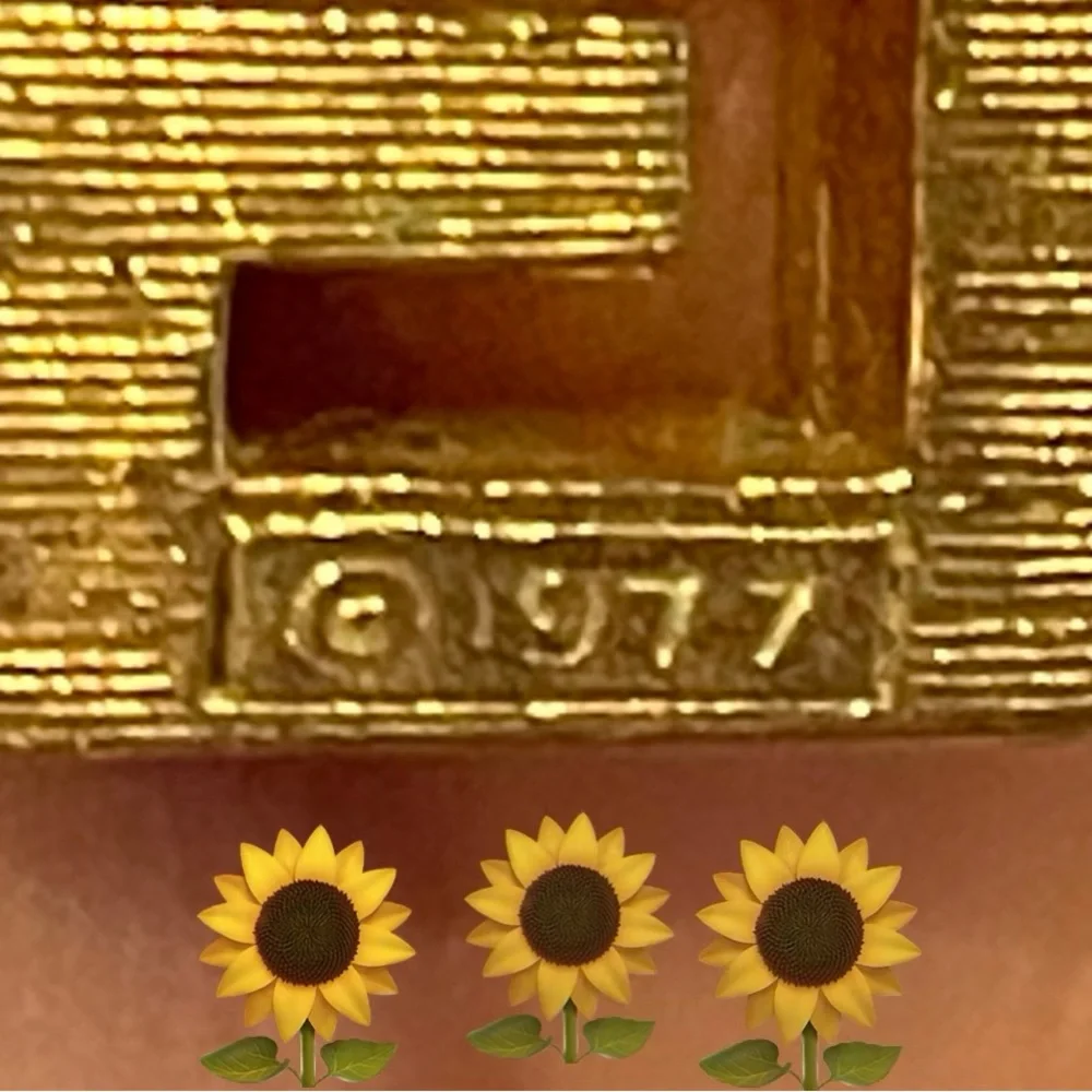 Givenchy Monogram Necklace - Picture 3 of 3